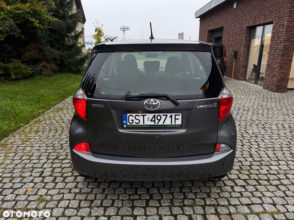 Toyota Verso S 1.4 D-4D Comfort - 17
