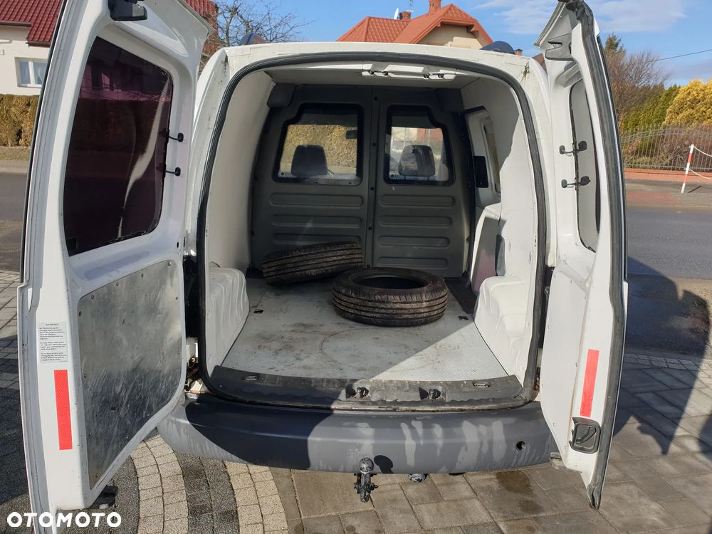 Volkswagen Caddy - 5