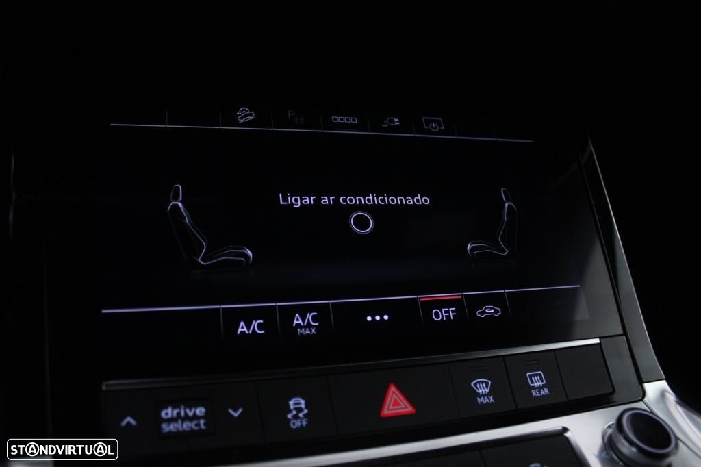 Audi e-tron 55 quattro S line - 27
