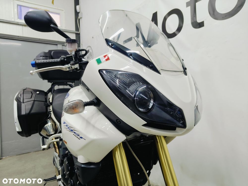 Triumph Tiger - 4