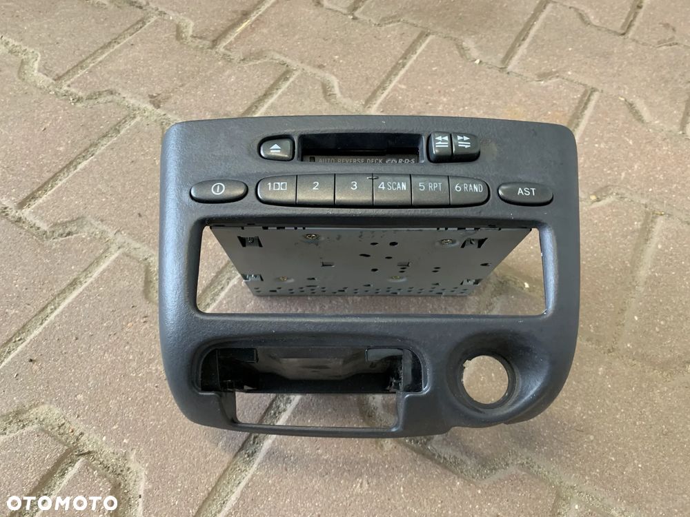 TOYOTA YARIS I NOWE ORYGINALNE RADIO RADIOODTWARZACZ FABRYCZNY - 2