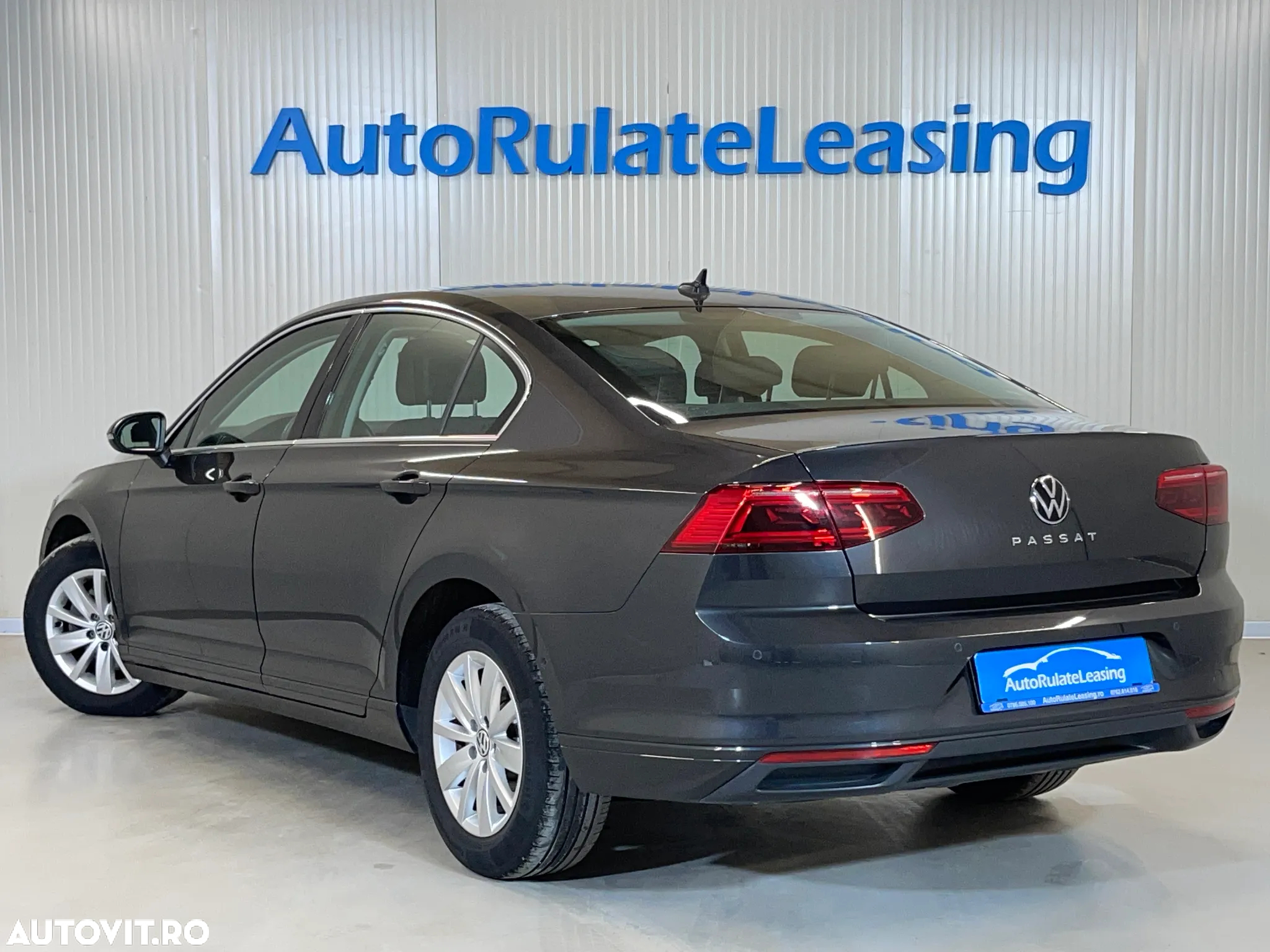 Volkswagen Passat 2.0 TDI DSG Comfortline - 4