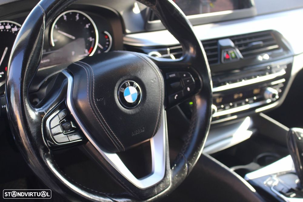 BMW 520 d Line Luxury Auto - 25