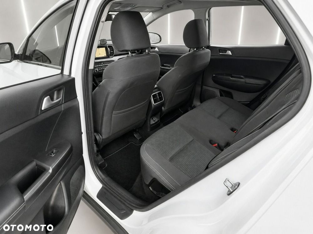 Kia Sportage - 12