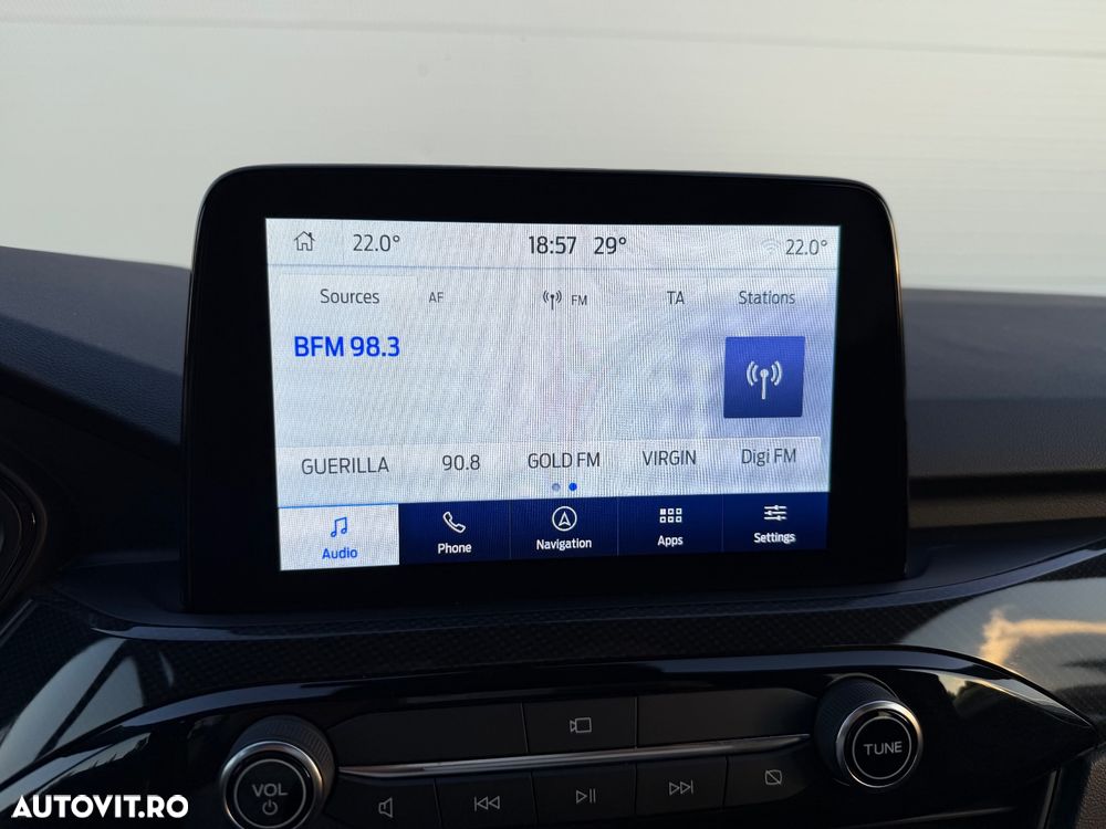 Ford Kuga 2.5 Duratec FHEV FWD ST Line X - 35