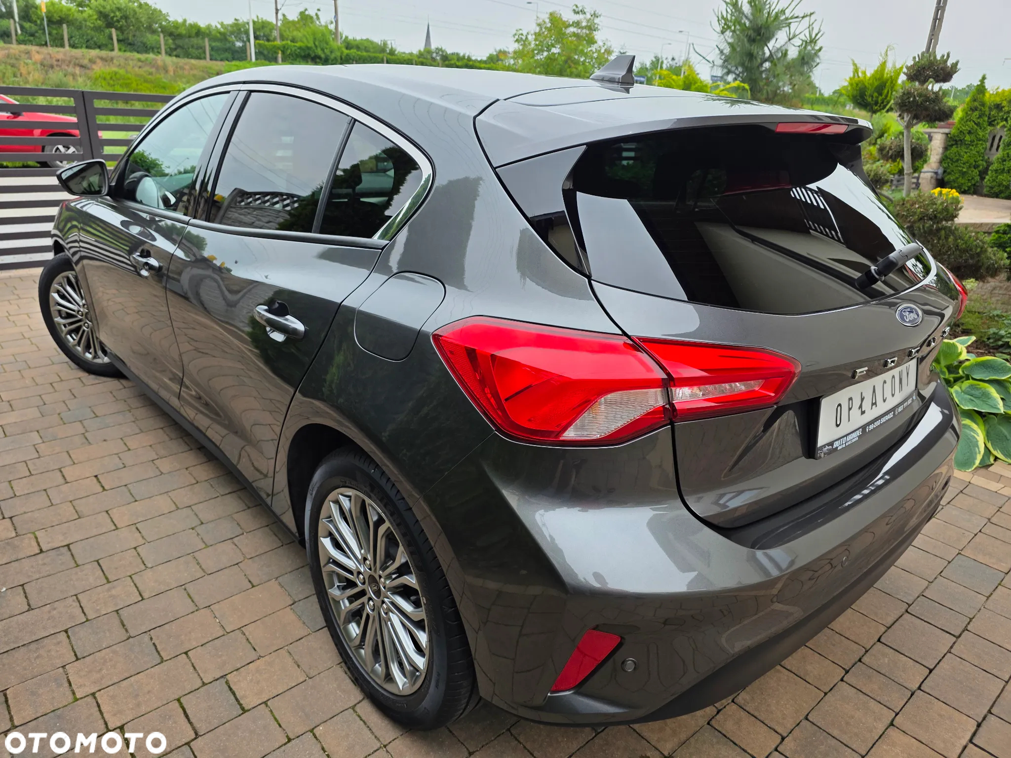 Ford Focus - 25