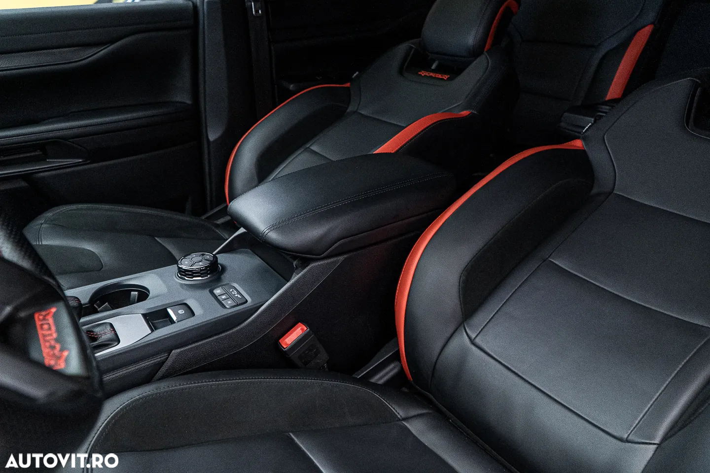 Ford Raptor - 18