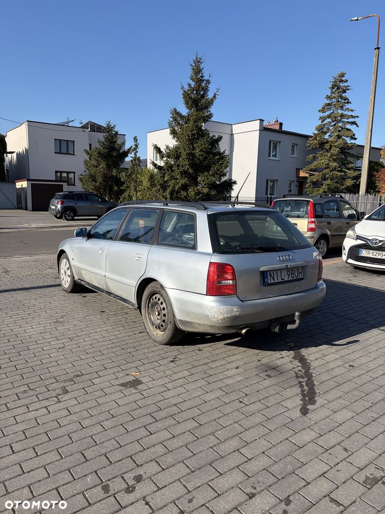 Audi A4 Avant - 4