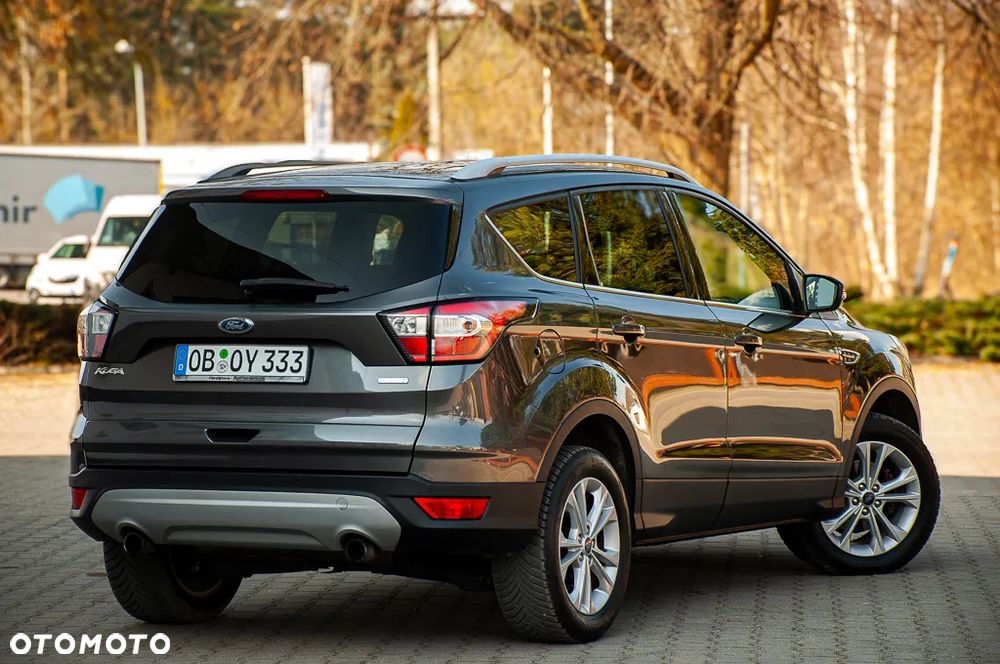 Ford Kuga 1.5 EcoBoost 2x4 Cool & Connect - 4