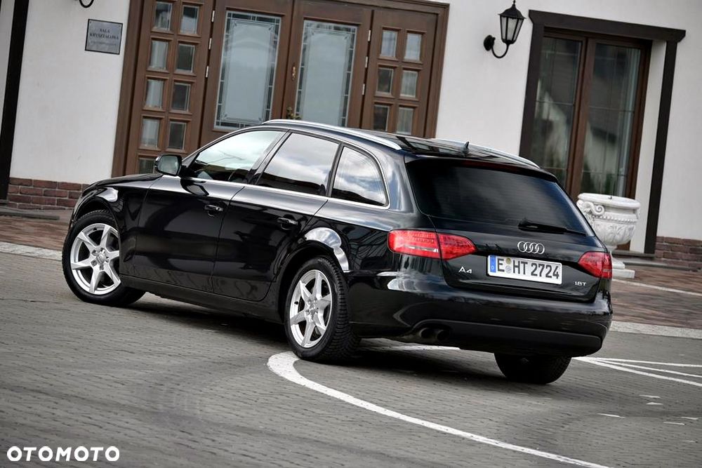 Audi A4 Avant - 27