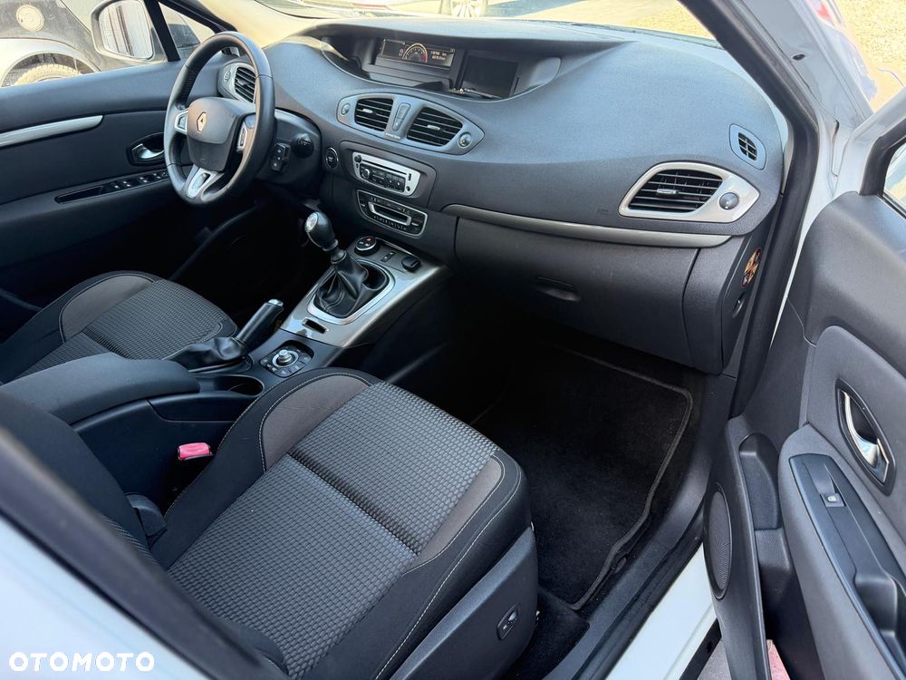 Renault Scenic - 10