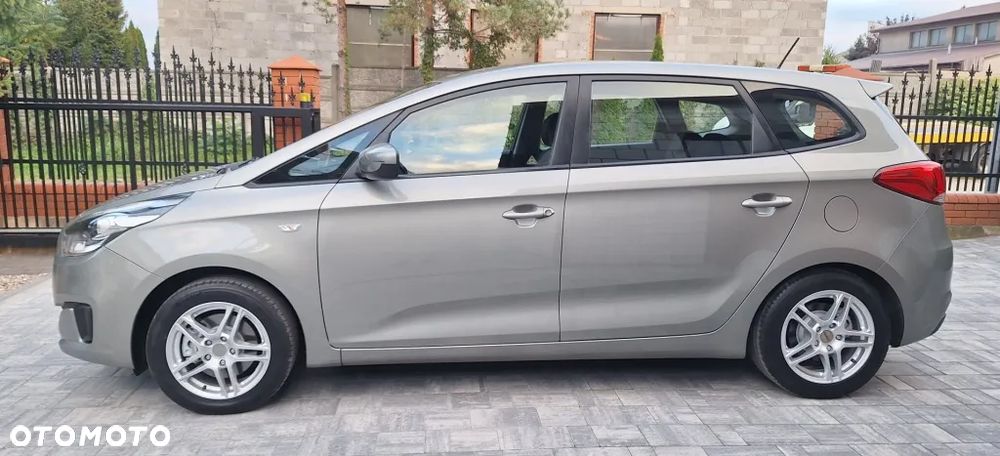 Kia Carens 1.6 GDI XL 7os EU6 - 3