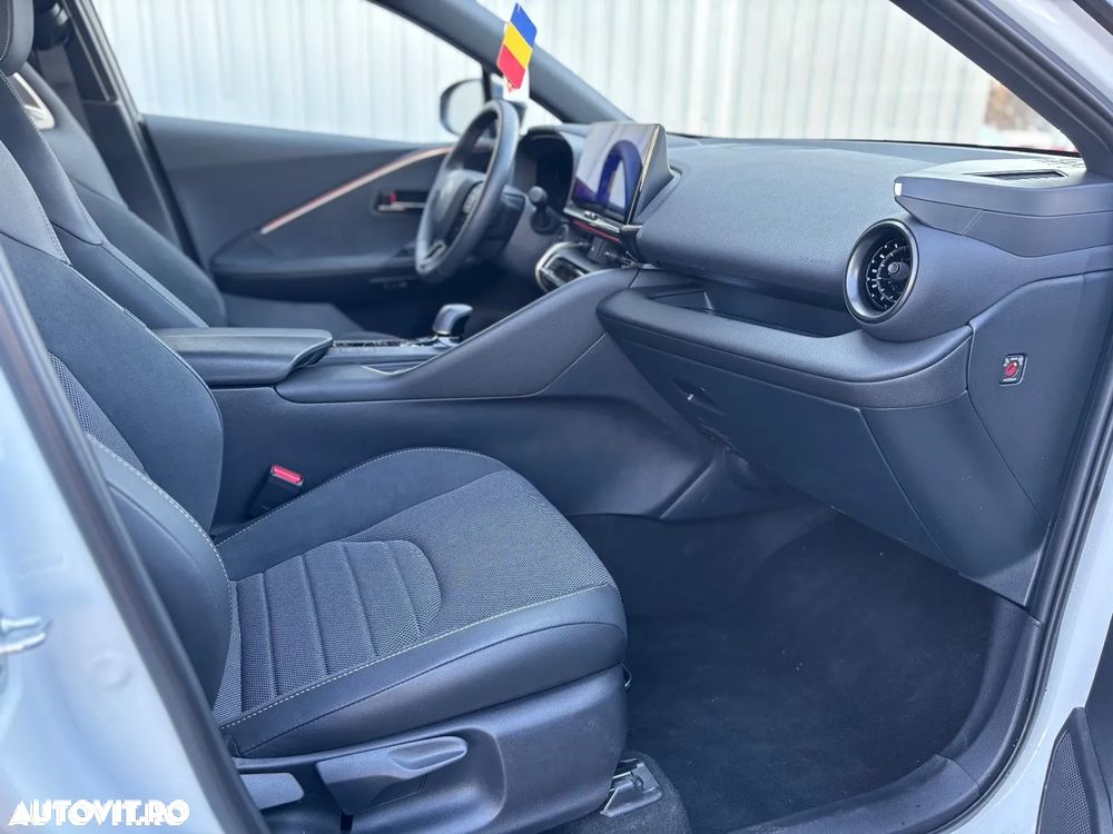 Toyota C-HR 2.0 PHEV 223 CP 4x2 CVT Exclusive - 10