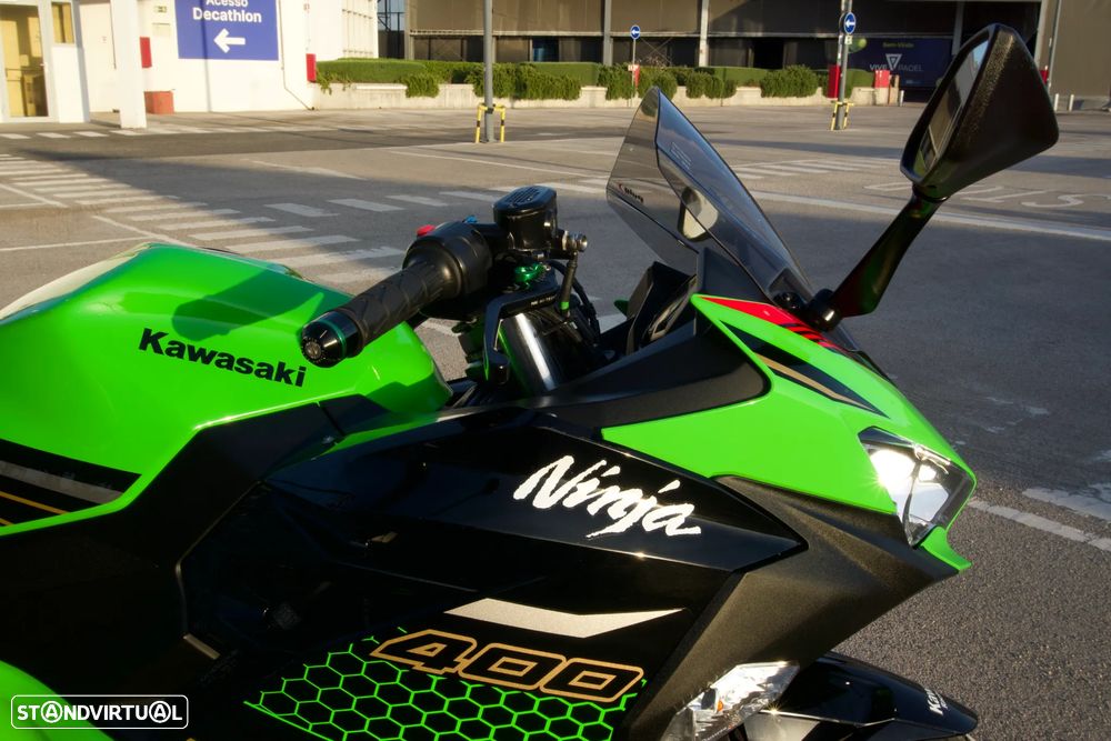 Kawasaki Ninja KRT - 39