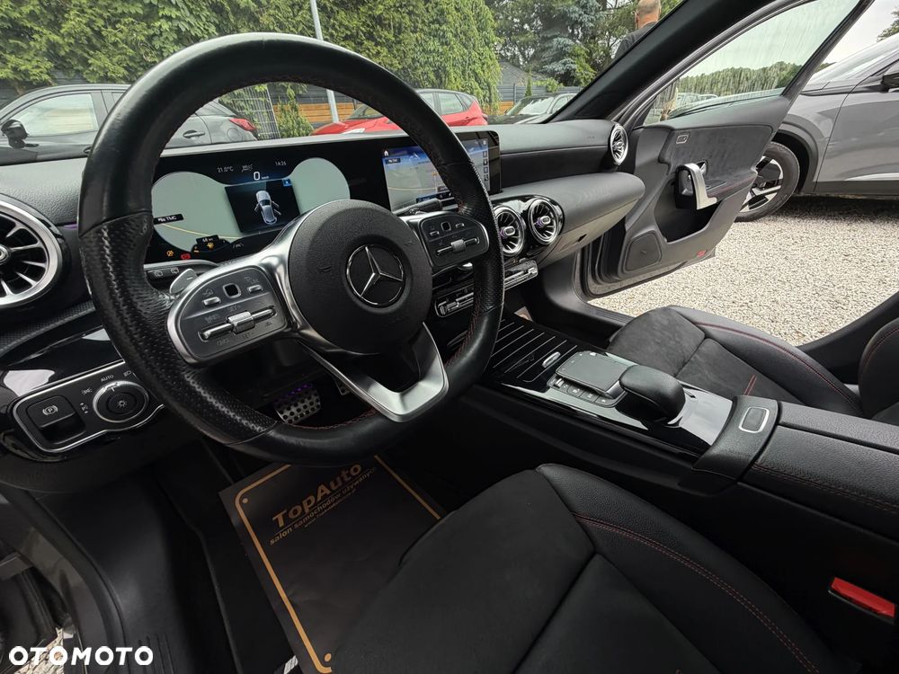 Mercedes-Benz Klasa A 200 d 8G-DCT Edition 1 - 18
