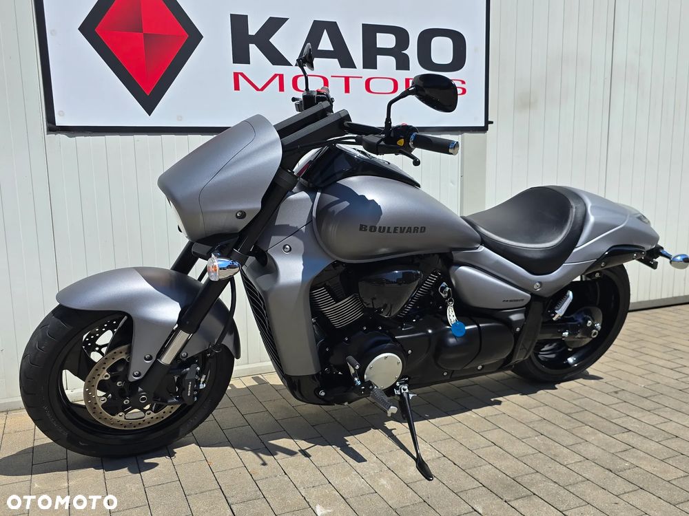 Suzuki Boulevard - 9