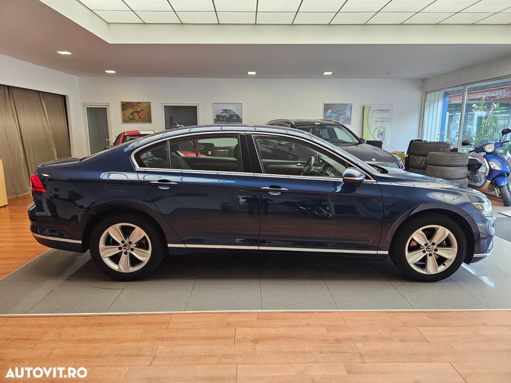 Volkswagen Passat 2.0 TDI DSG Highline - 3