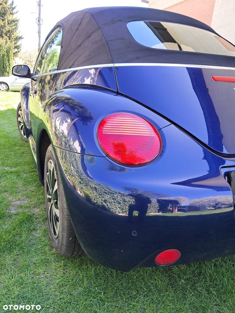 Volkswagen New Beetle - 9