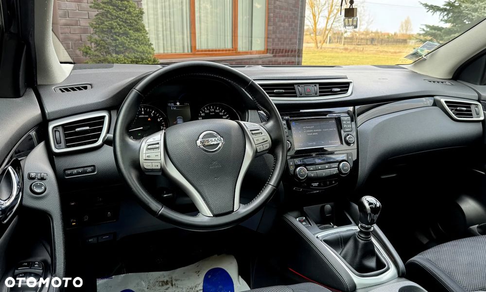 Nissan Qashqai 1.2 DIG-T Tekna EU6 - 26