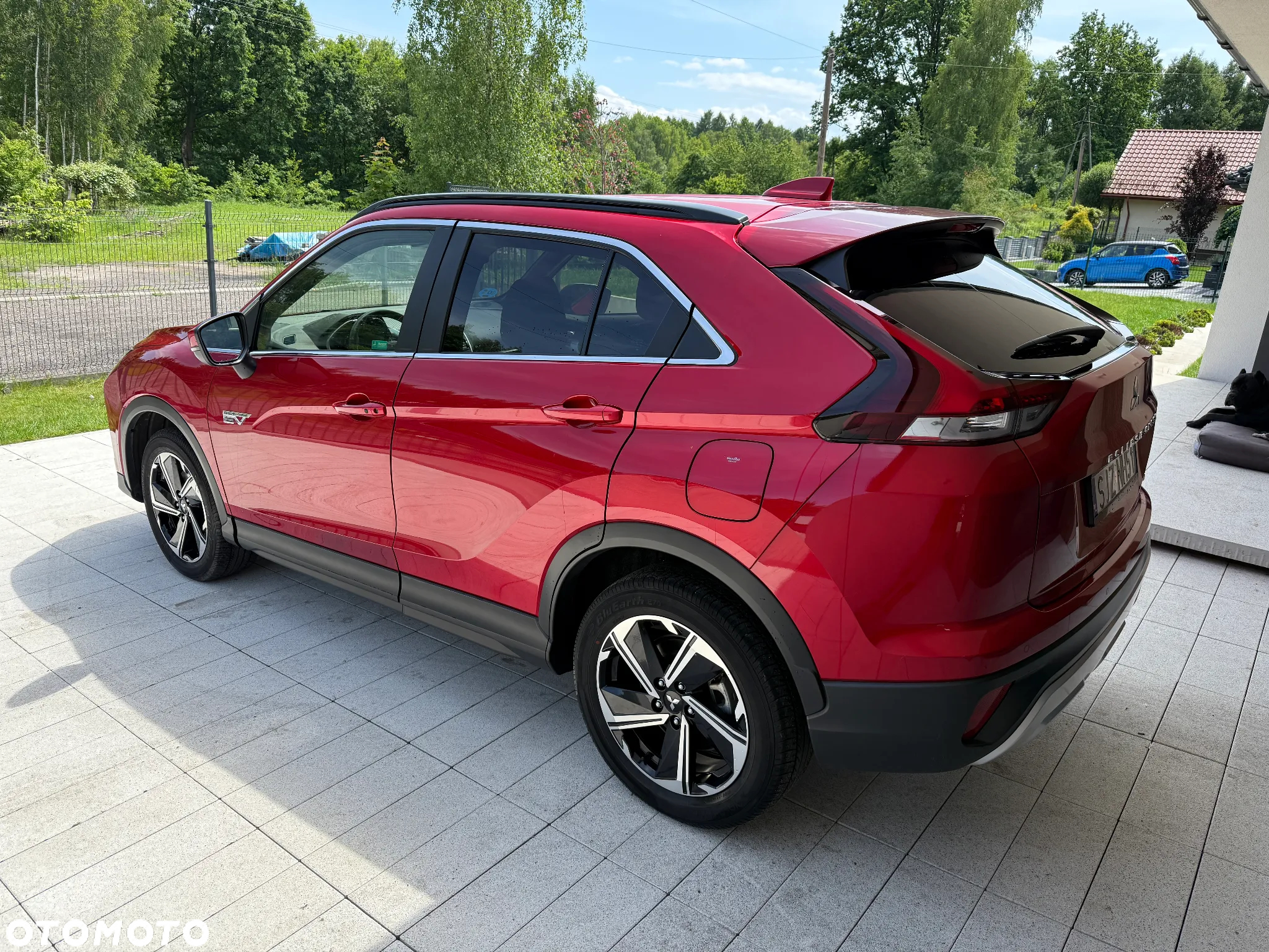 Mitsubishi Eclipse Cross Plug-In Hybrid 4WD Top - 2