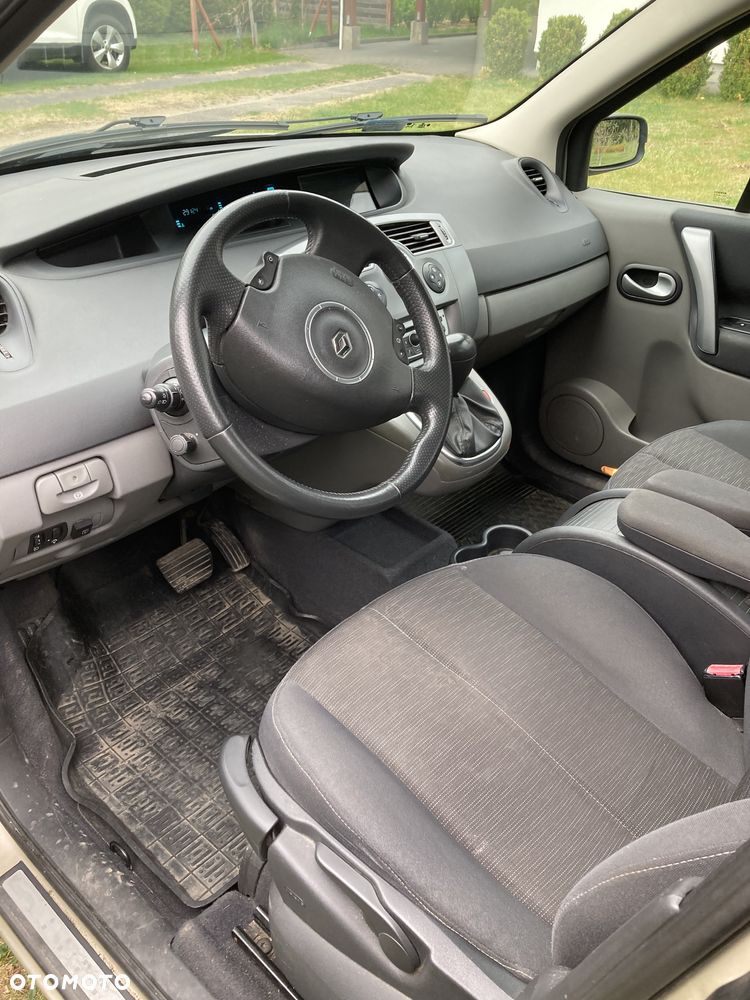 Renault Scenic - 5