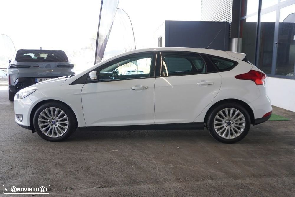 Ford Focus 1.5 TDCi Titanium - 6