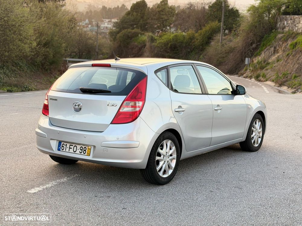 Hyundai i30 CW 1.4 CVVT Blue Comfort - 11