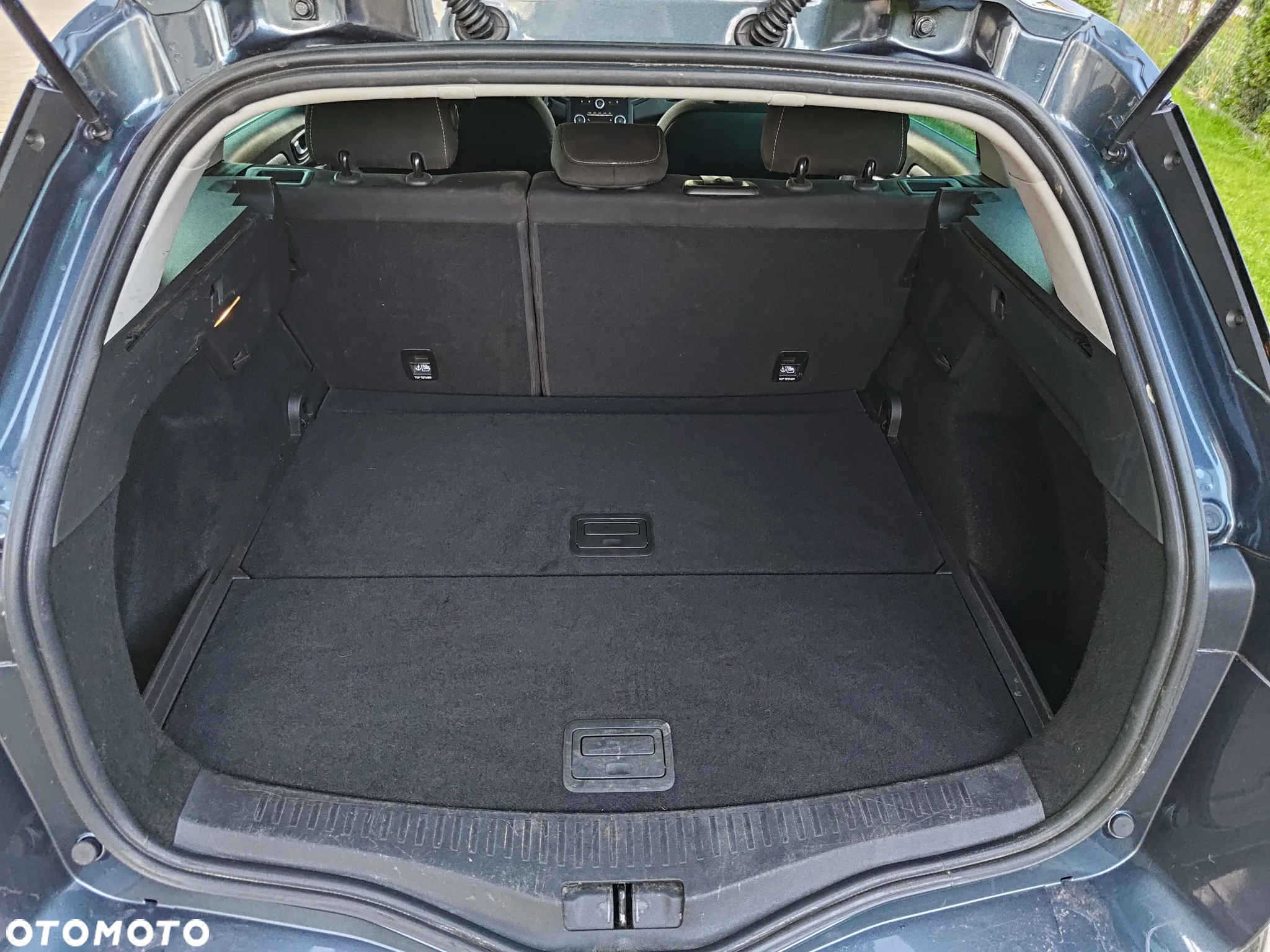 Renault Megane Grandtour TCe 140 GPF LIMITED - 21