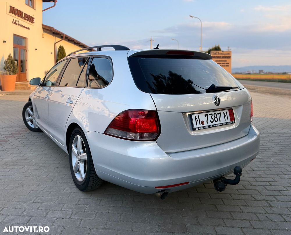 Volkswagen Golf 1.6 TDI BlueMotion Technology Cup - 3