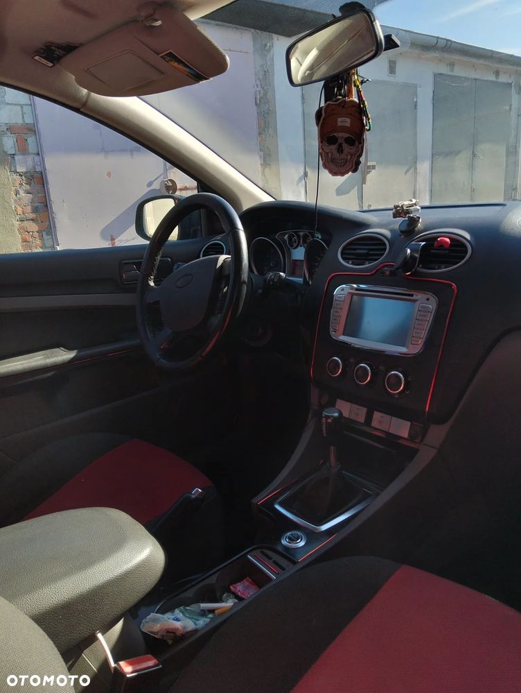 Ford Focus 1.6 Ti-VCT Trend - 20