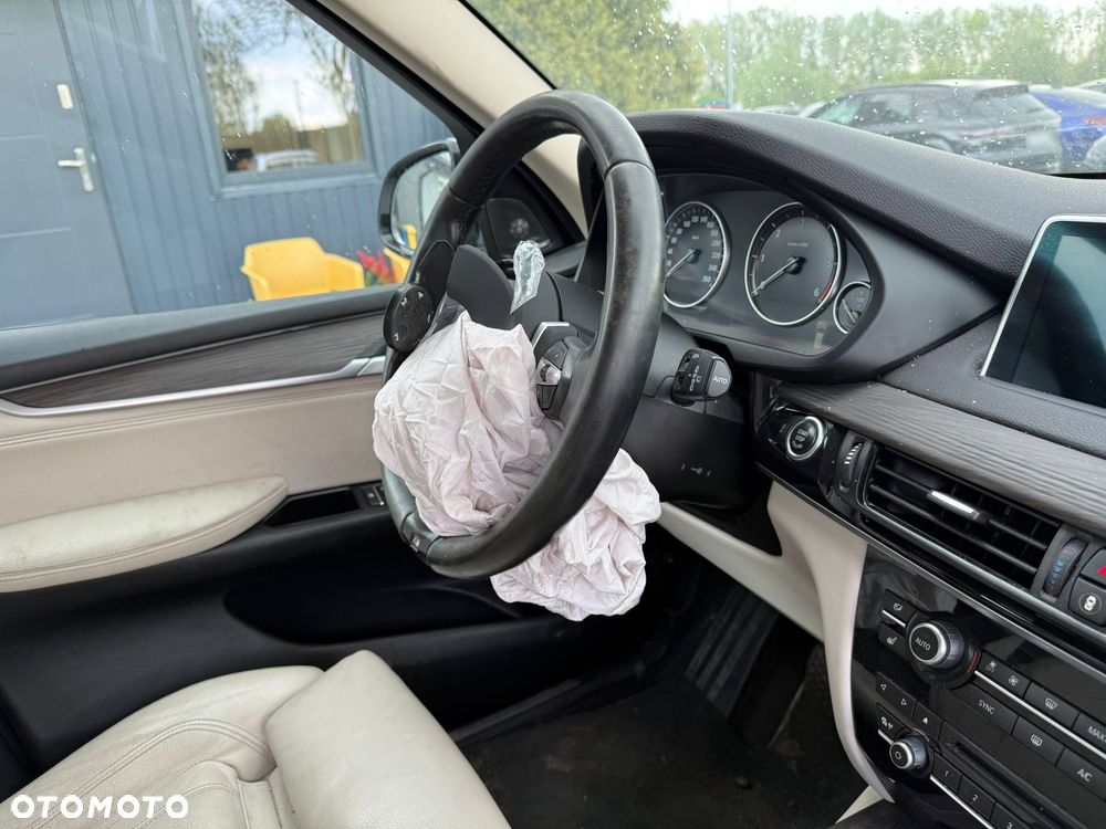 BMW X5 xDrive25d - 15