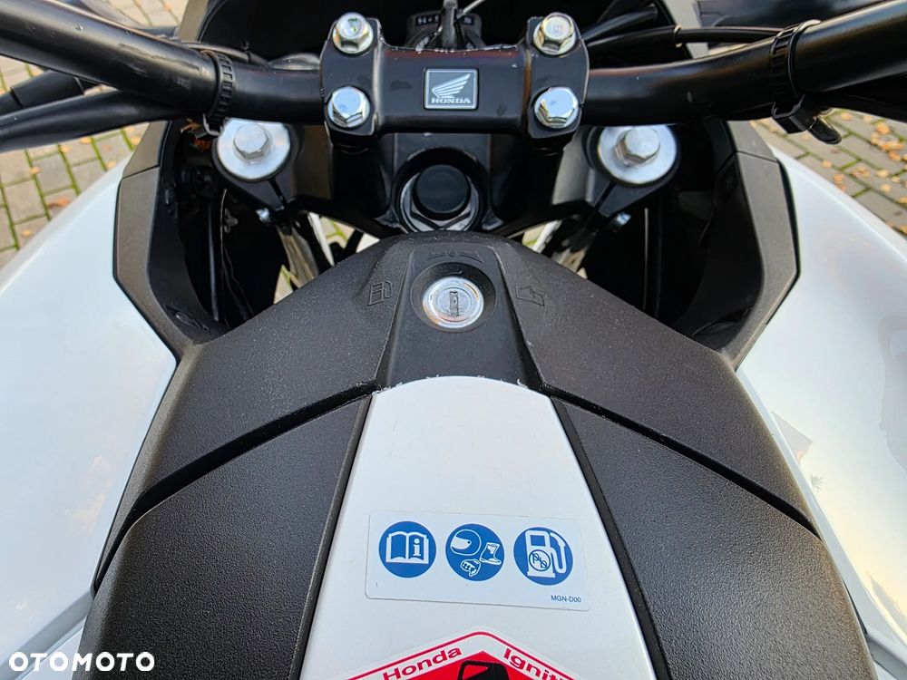 Honda NC - 12