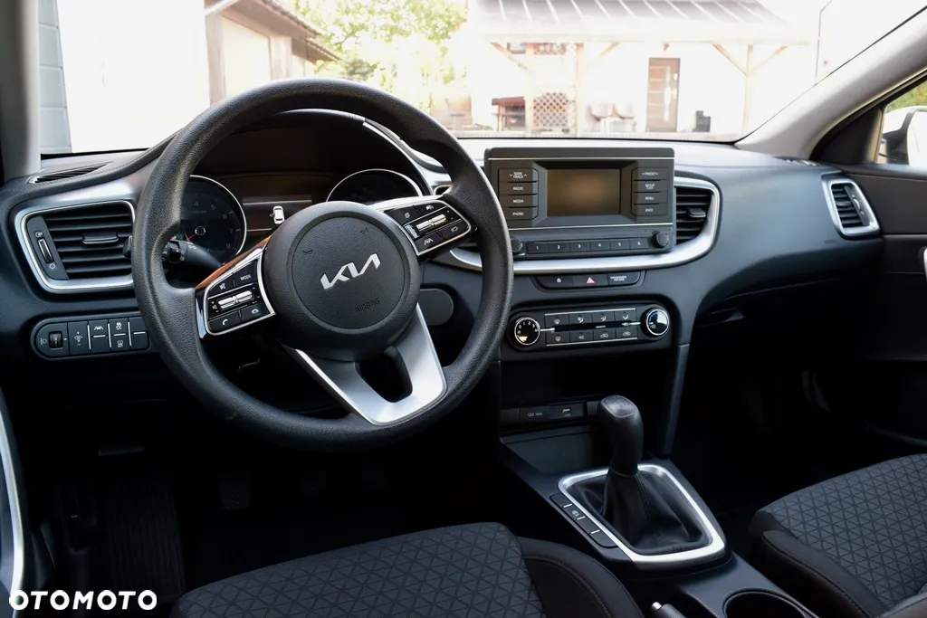 Kia Ceed 1.5 T-GDI S - 10