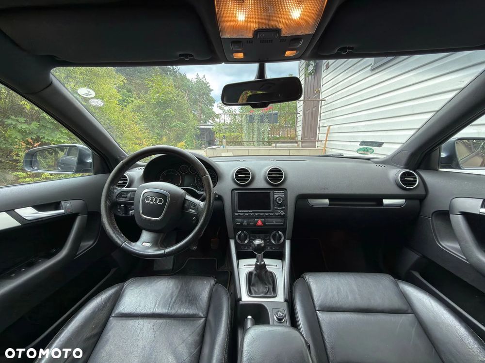 Audi A3 Sportback 2.0 TDI DPF Ambiente - 30