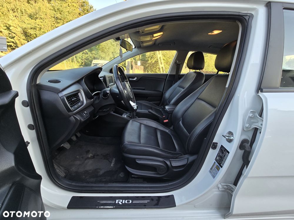 Kia Rio - 5