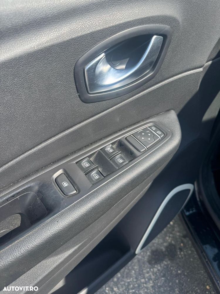 Renault Captur - 22