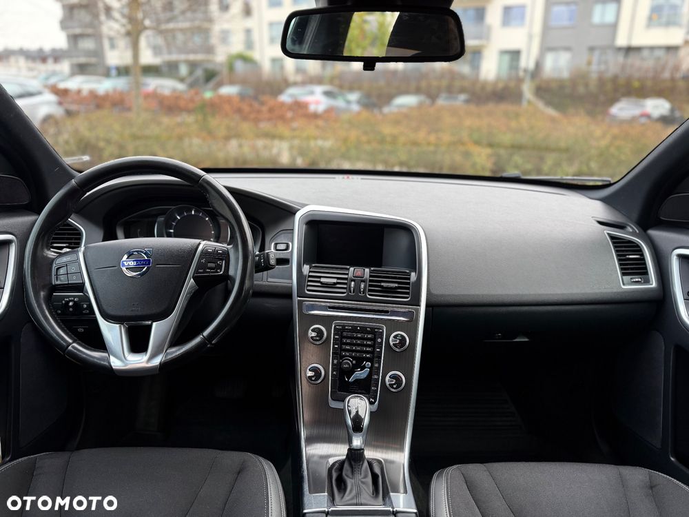 Volvo XC 60 D3 Geartronic Momentum - 20