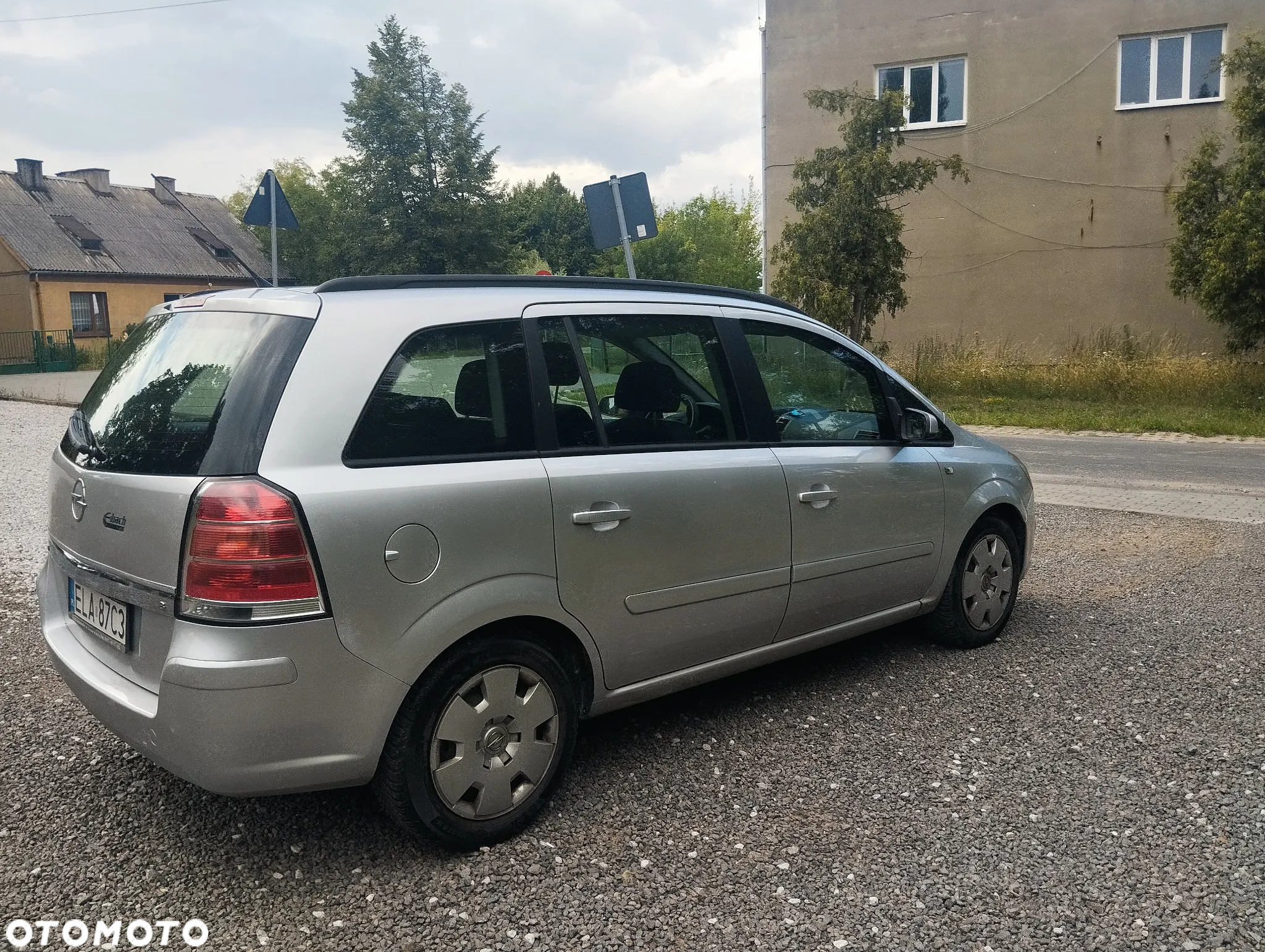 Opel Zafira - 3