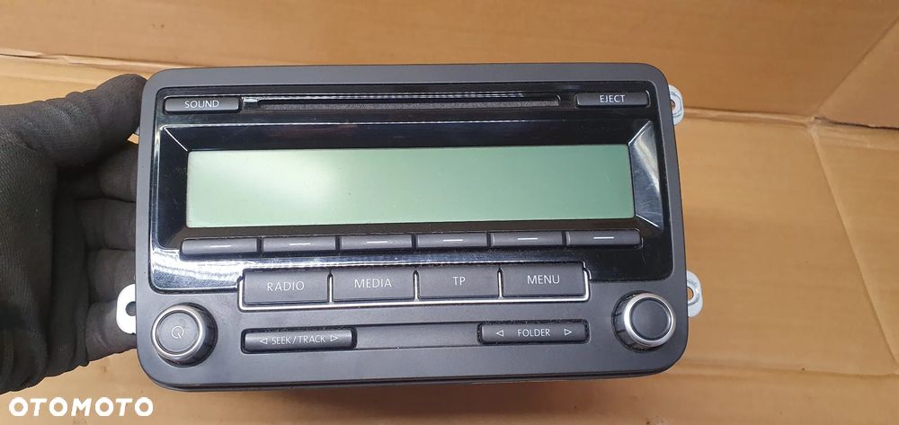 Radio radioodtwarzacz fabryczne VW Passat B6 5M0035186AA - 5