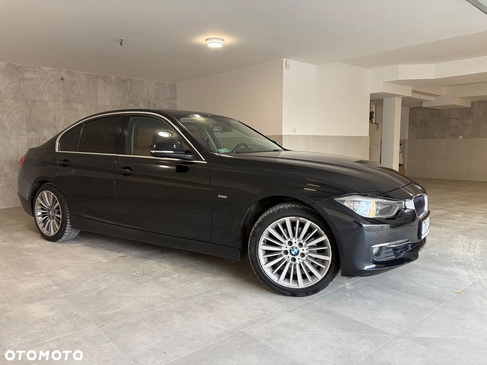 BMW Seria 3 328i Luxury Line - 4