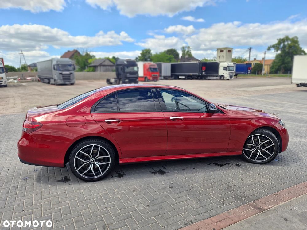 Mercedes-Benz Klasa E 220 d 4-Matic AMG/Avantgarde - 9