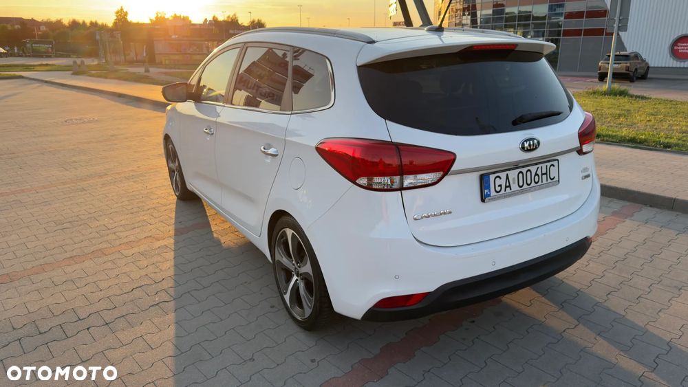 Kia Carens 1.7 CRDi XL 7os - 7