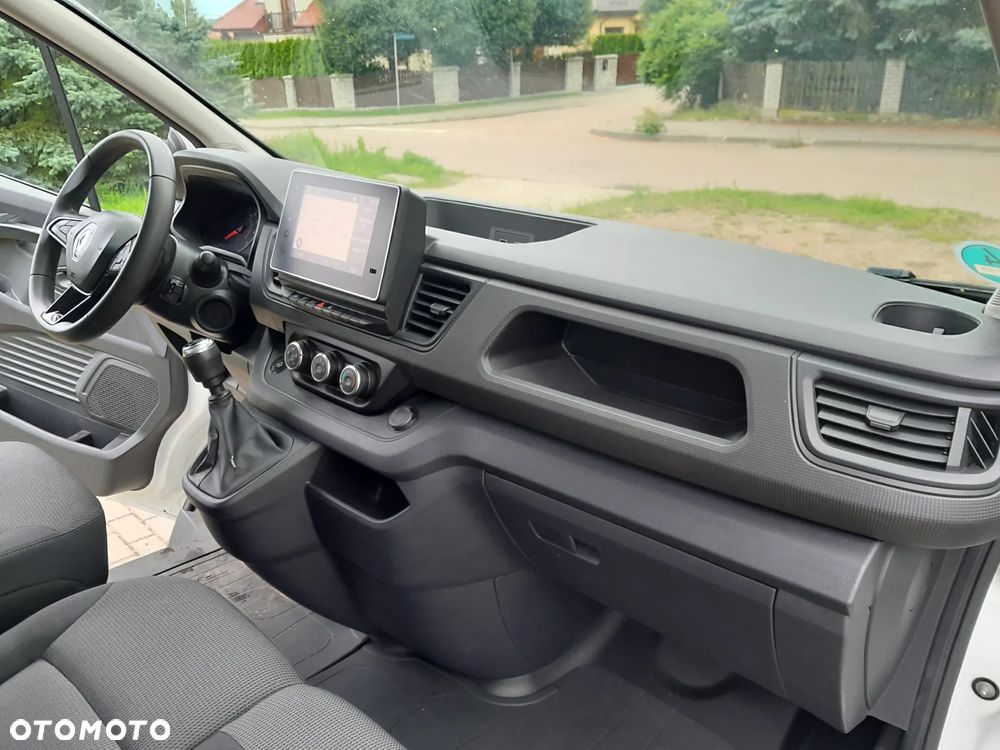 Renault Trafic - 20