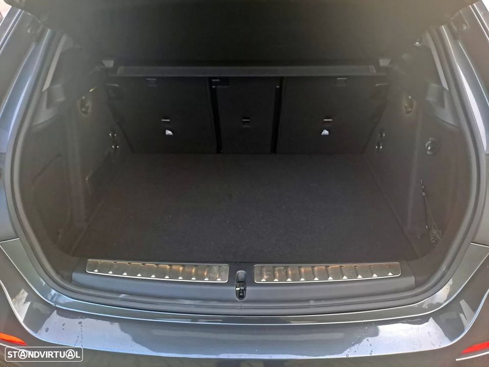 BMW 116 i Advantage — fotografia 23