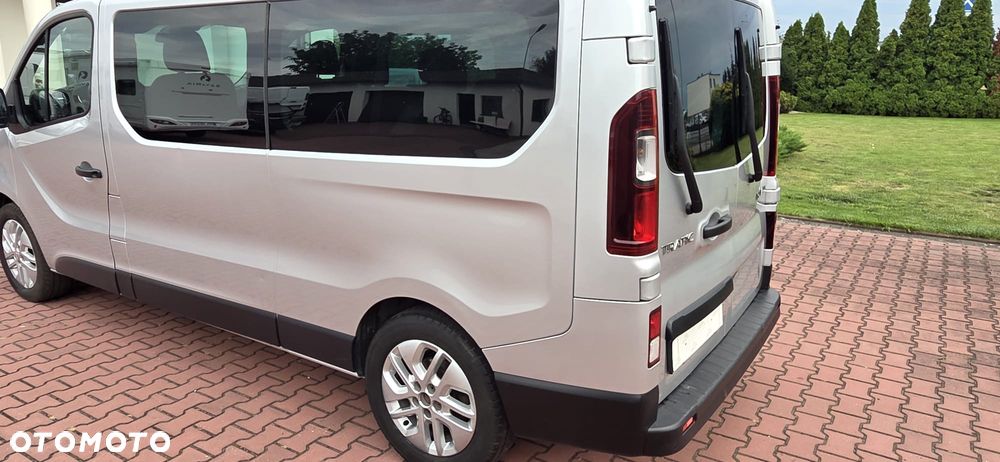 Renault Trafic Grand 2.0 dCi - 4