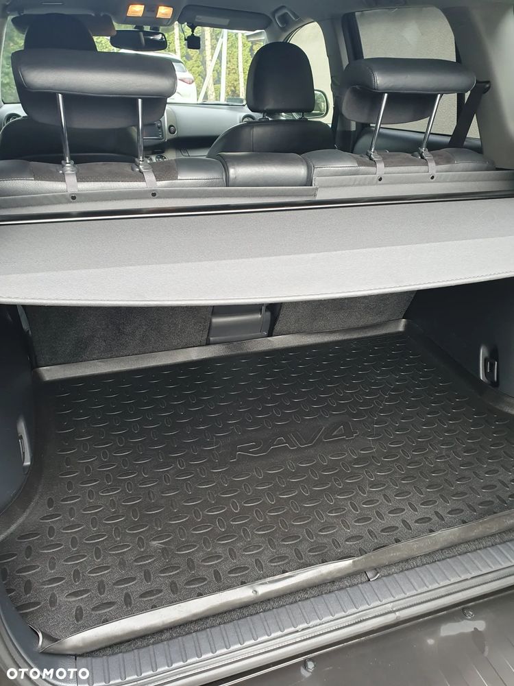 Toyota RAV4 2.0 VVT-i Sol 4x2 - 9