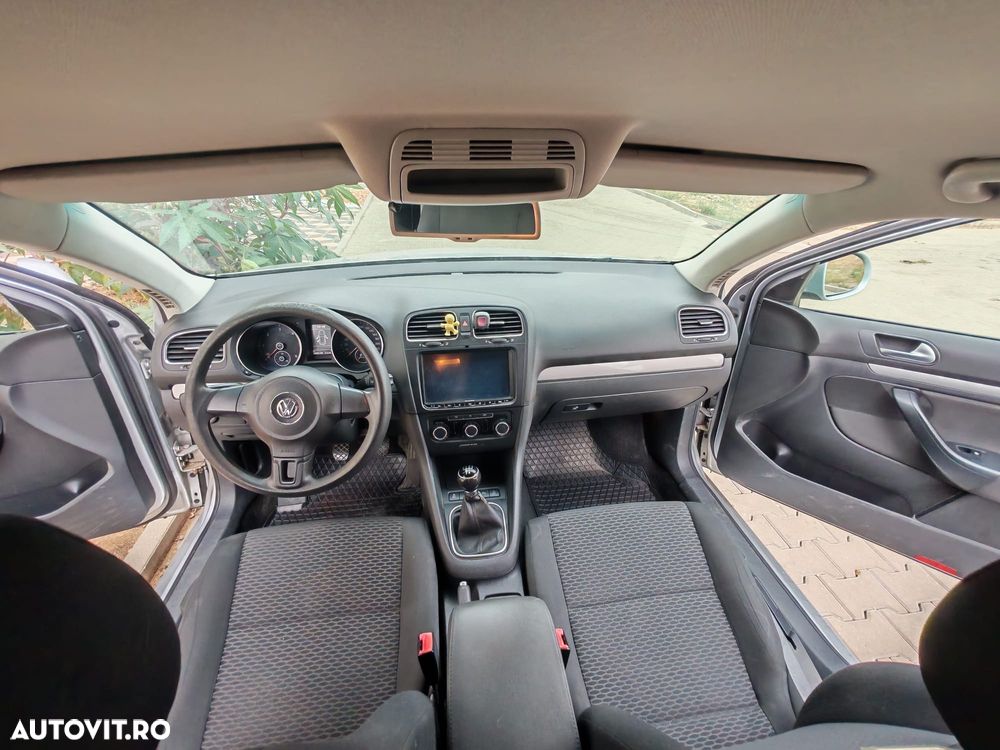 Volkswagen Golf 1.6 TDI DPF Trendline - 5