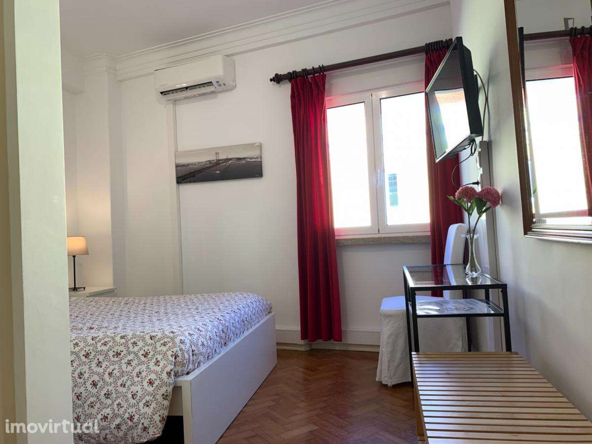 Quarto - localizado em Parque das Nações Lisbon - Grande imagem: 2/10