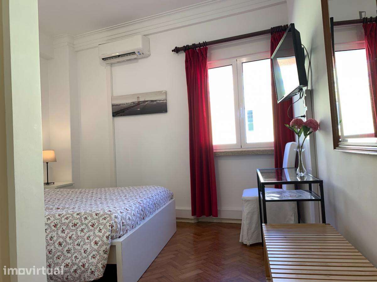 Quarto - localizado em Parque das Nações Lisbon - Grande imagem: 2/10