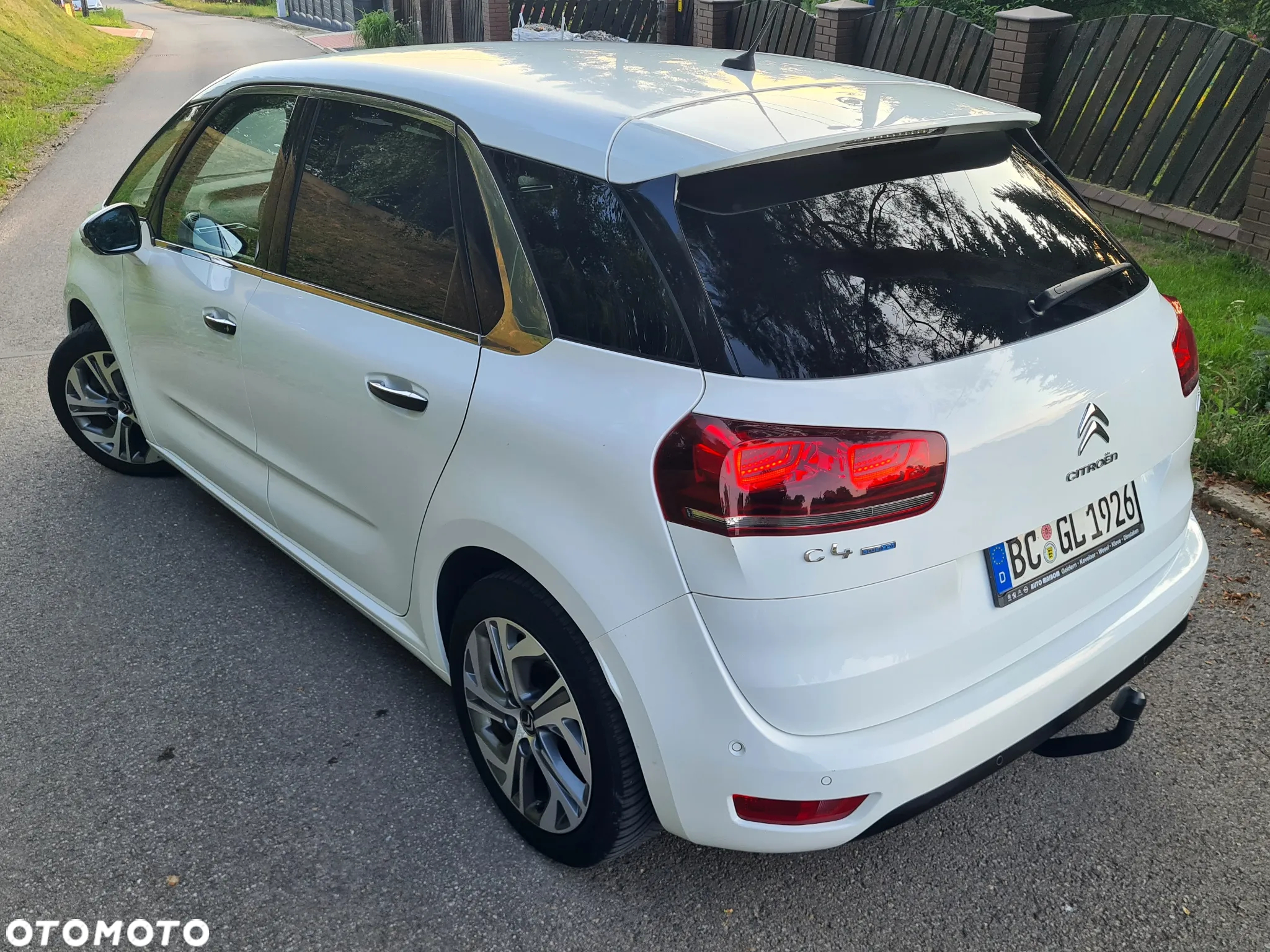 Citroën C4 Picasso 2.0 HDi Exclusive - 4